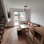 Appartement Karo Dom Blizniak 7-osobowy Ze Strefa Basenowa W Miejscowosci Niedaleko Zatoru I Energylandii