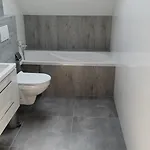 Appartement Karo Dom Blizniak 7-osobowy Ze Strefa Basenowa W Miejscowosci Niedaleko Zatoru I Energylandii *