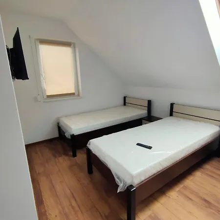 Karo: Twin House With Pool Area Near Zator And Energylandia Apartment *