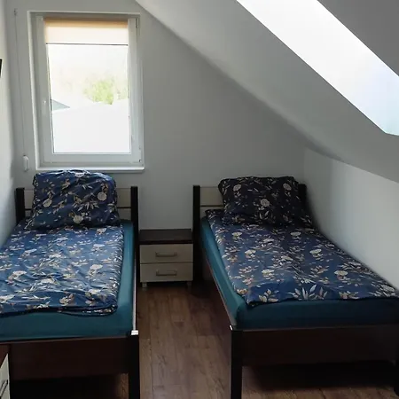 Apartment Karo: Twin House With Pool Area Near Zator And Energylandia Chocznia